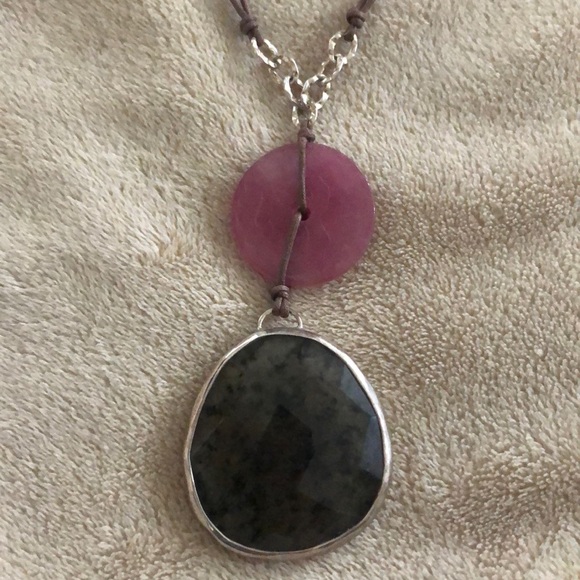 Silpada Silver and Raspberry Quartzite Necklace - Picture 3 of 3